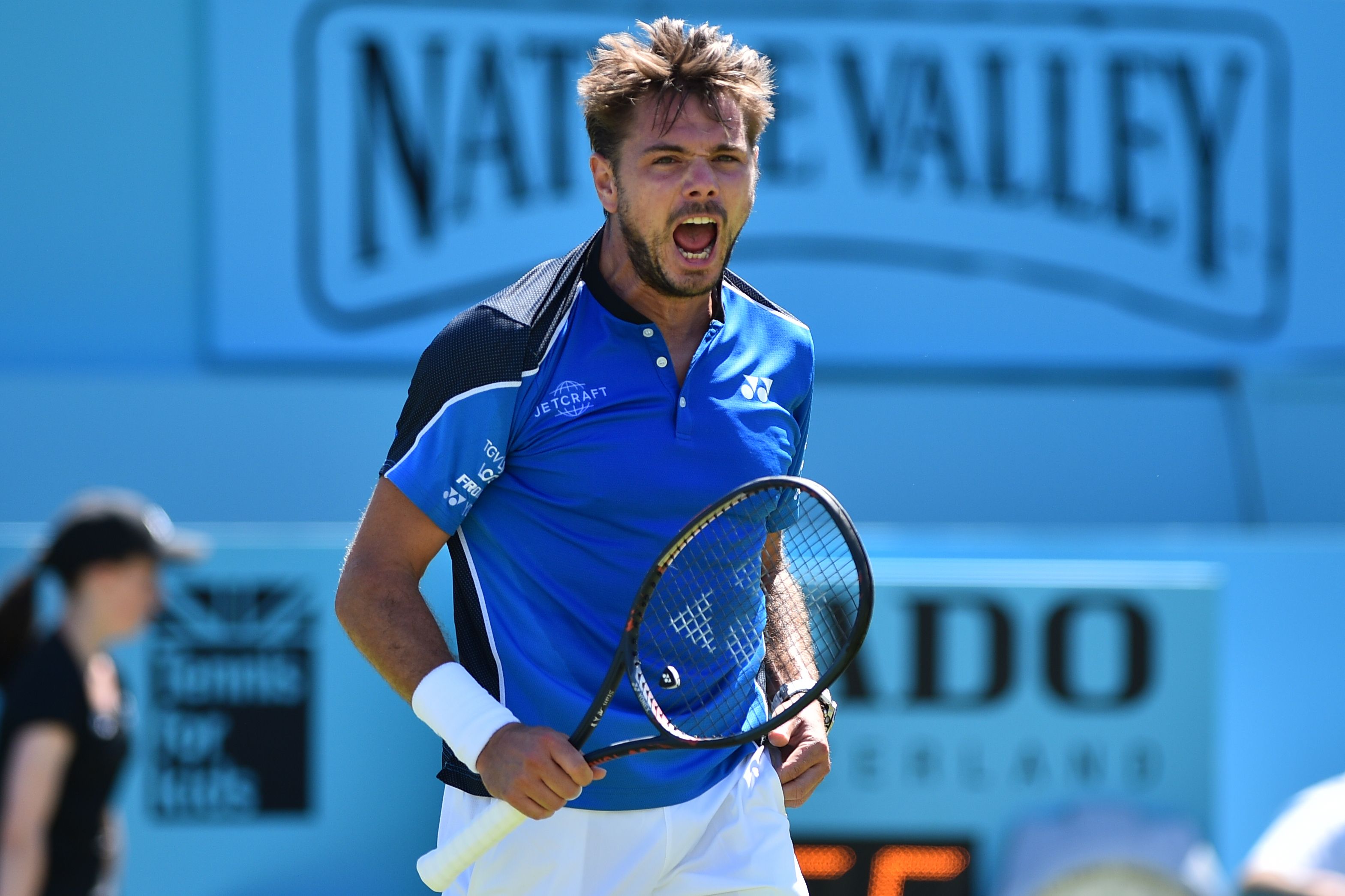 包含英国网球队碾压世界网球队，瓦林卡绝境逆转的词条