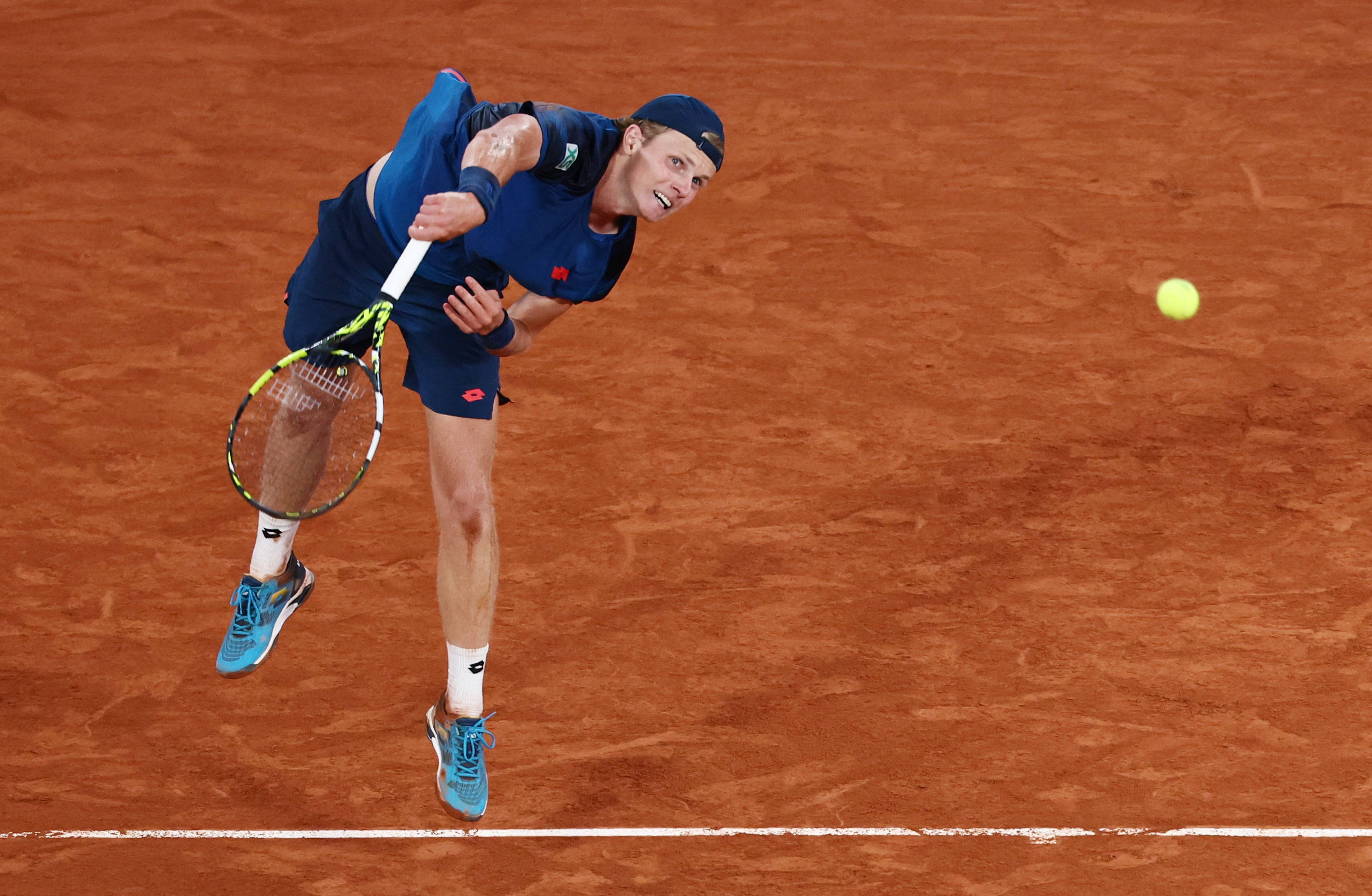 包含日本网球队强势法国网球队，阿尔卡拉斯统治全场的词条