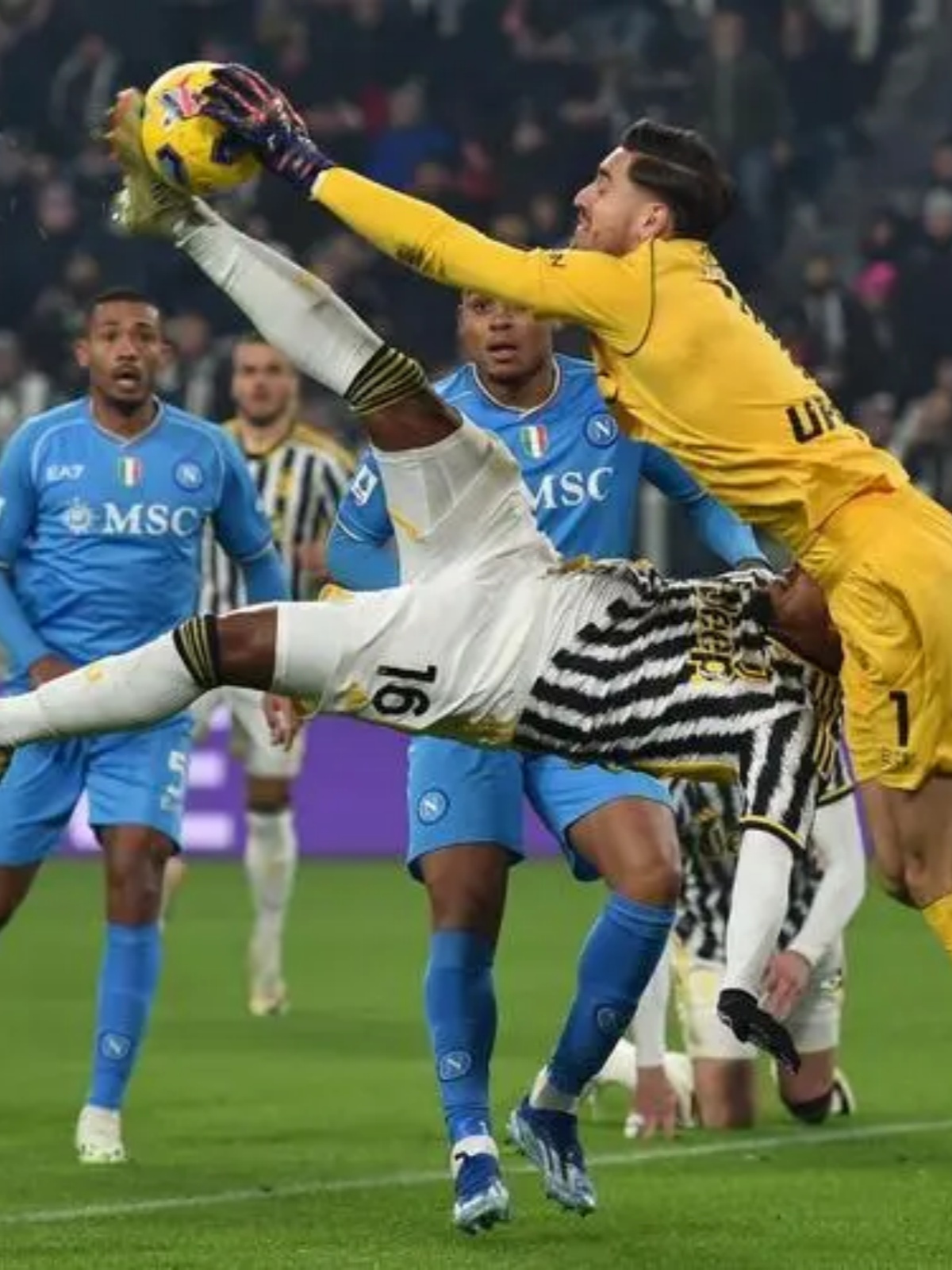 PG电子官方-罗马中场球员表现出色，成为球队核心