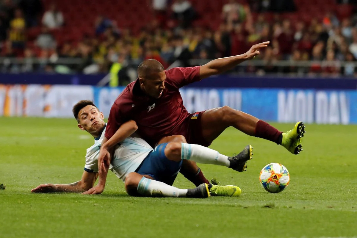 PG电子娱乐官网-关于足球职业生涯巅峰对决，竞技水平高超的信息