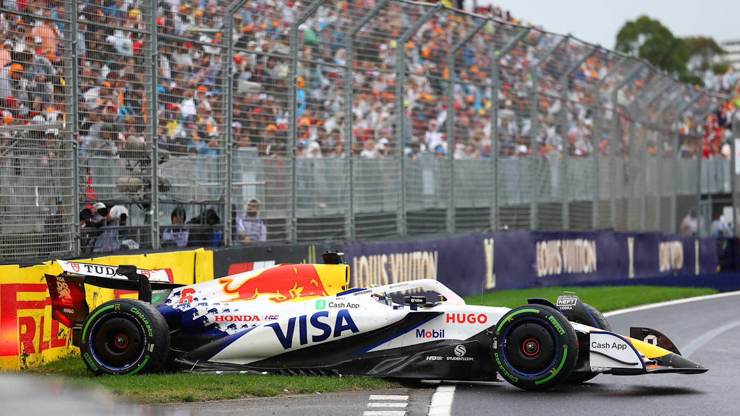 包含威廉姆斯鏖战法拉利，维斯塔潘关键制胜的词条