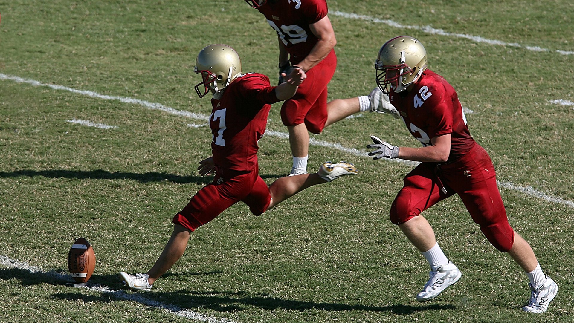 PG中国登录入口-从质疑到加冕，恩比德的自我救赎与开拓者的淘汰赛突围