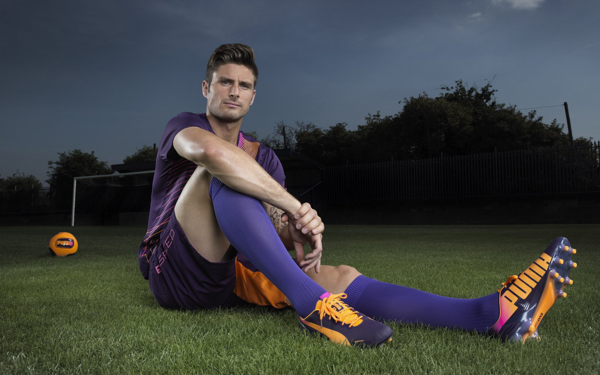 上海队单节拉开新疆队,霍勒迪成为关键先生